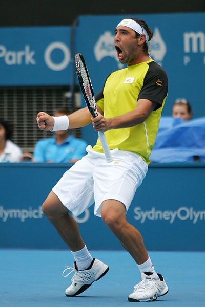 Marcos Ousts Home Favourite Hewitt